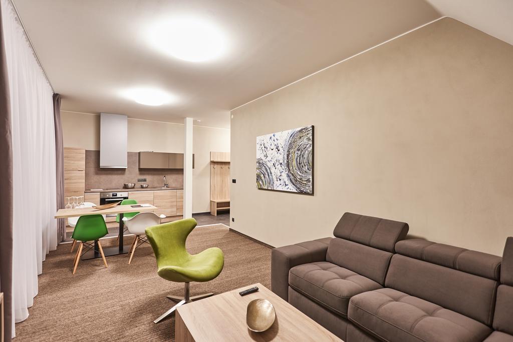 Apartmany Volarik Mikulov Exteriör bild